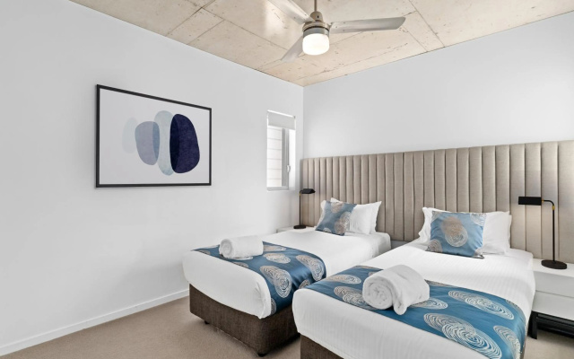 Direct Collective - Pavilion and Governor on Brookes – Guest Rooms – Brisbane