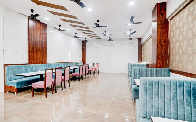 Super Townhouse Vasai Express Highway Formerly Majestic Inn