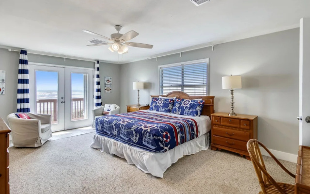 Bermuda Beachfront by Ryson Vacation Rentals