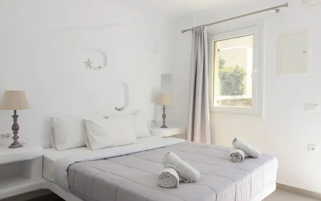 Sea & Stone Residence