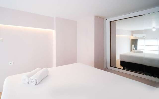 Comfy Studio Loft Connected To Mall At Icon Gresik Apartment