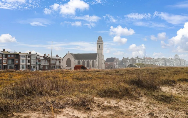 Vacation Home 450 m From the Beach