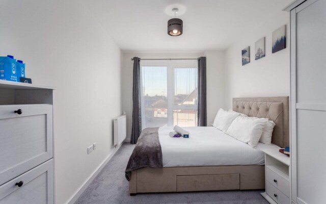 Classy Cricklewood Home