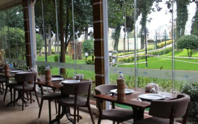 SekaPark Hotel