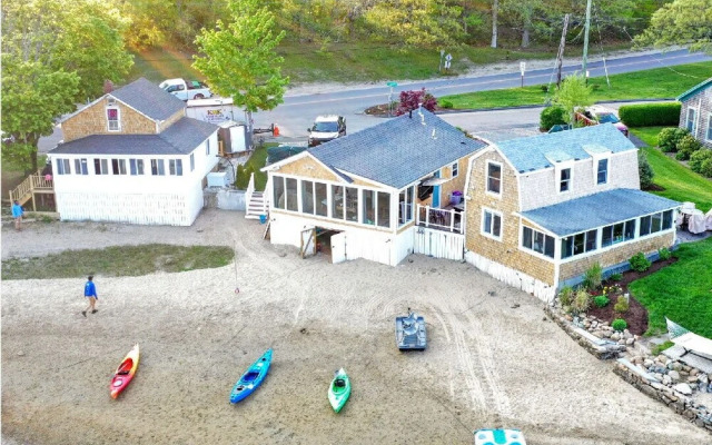 The Onset Beach Compound-Cape Cod Beach Resort & Oceanic Habitat