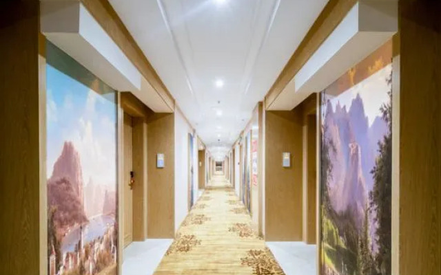 Vienna International Hotel (Guiyang Yunyan District Future Ark Branch)