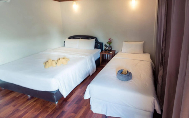 Lipe Village Resort