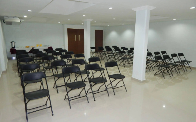 Days Inn by Wyndham Minatitlan