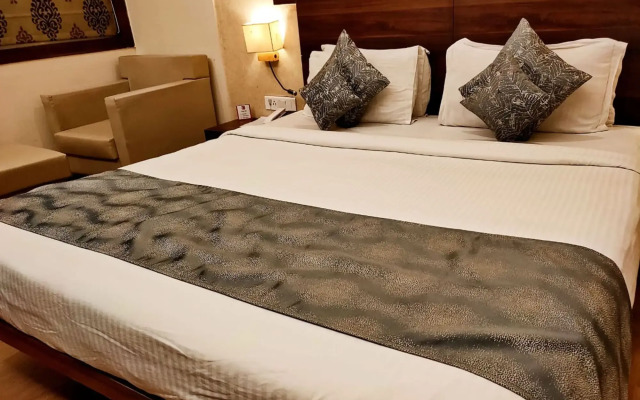 Sapna Clarks Inn