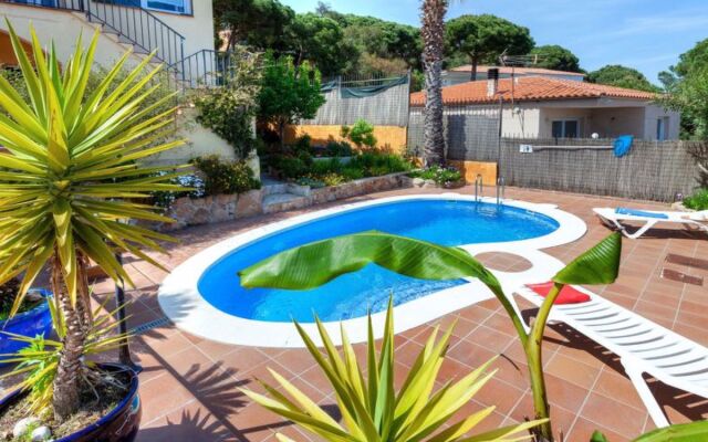 House Koi Lloret de Mar