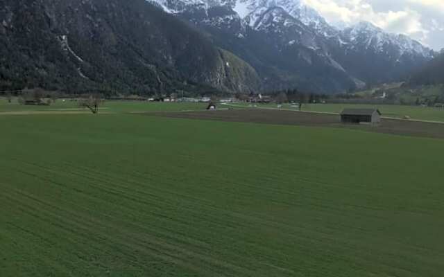 Falken Horst Lienz