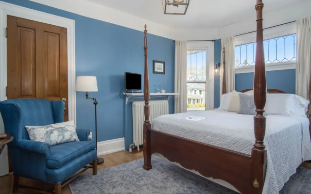 The Lamplighter Bed & Breakfast of Ludington