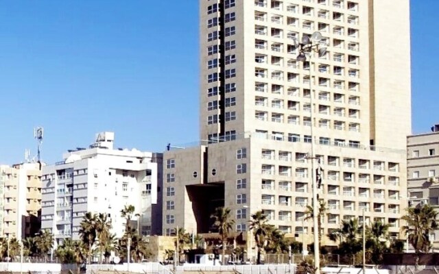 1201 GO to Bat Yam Center