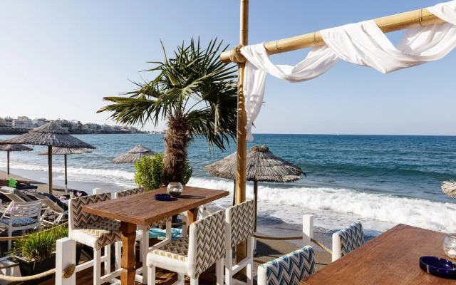 Kahlua Sea View Suites