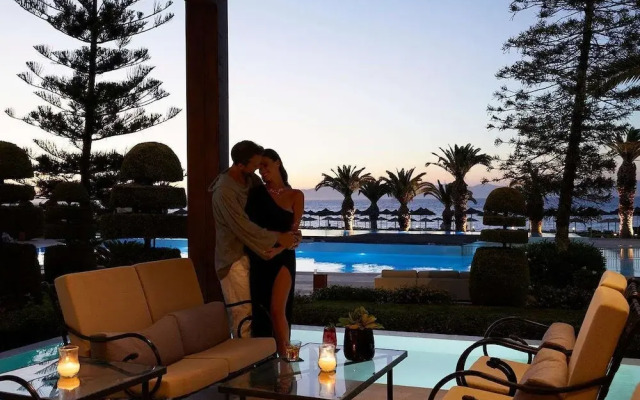 The Ixian Grand & All Suites Hotel