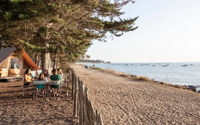 Huttopia Noirmoutier Campsite