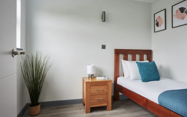 Wembley Stadium by Viridian Apartments