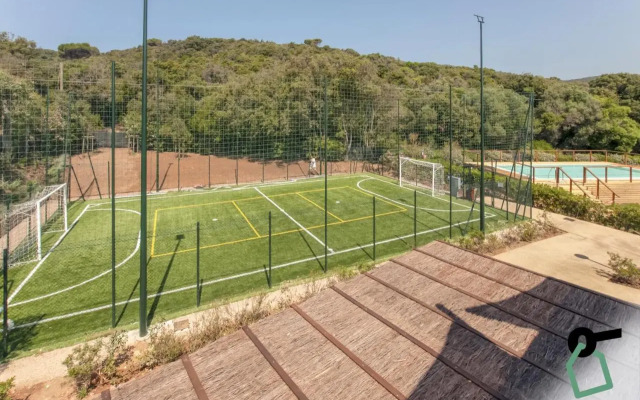 Deluxe - Two Bedroom No.2