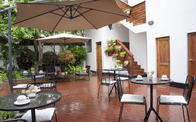 Lima 18 Boutique