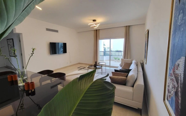 The Perfect Flat Sea Side Central Luxurious