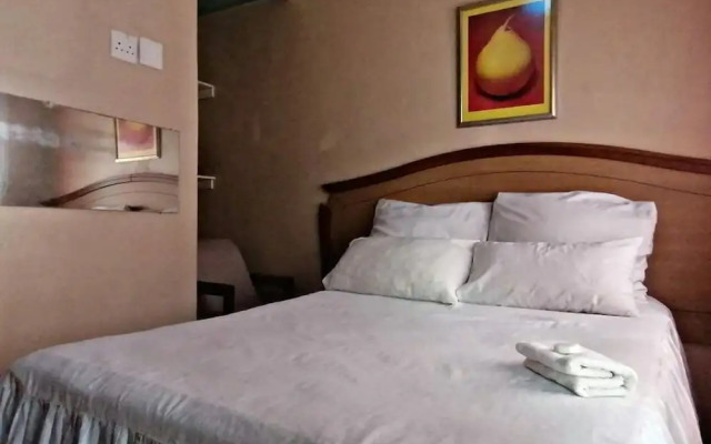 Valley Center Guest House