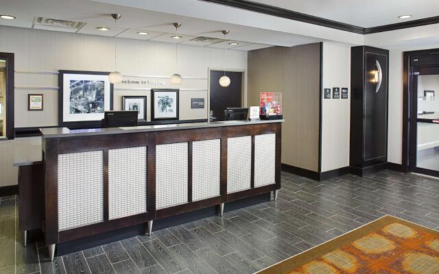 Hampton Inn & Suites Lansing West