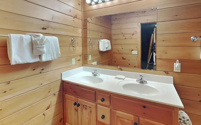 Above the Clouds by Jackson Mountain Homes