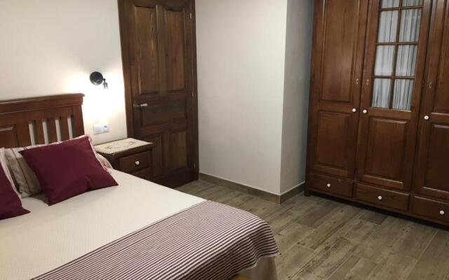 La Casa Vieja de Caneo - APARTAMENTOS RURALES 3 llaves