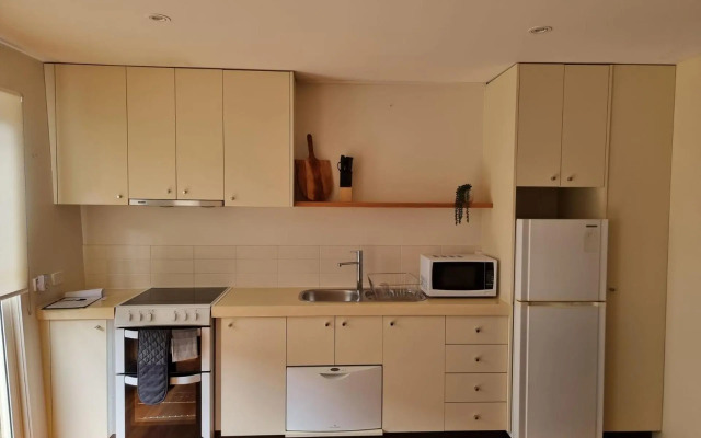 BEATONS BEACH FRONT STUDIO - Inverloch