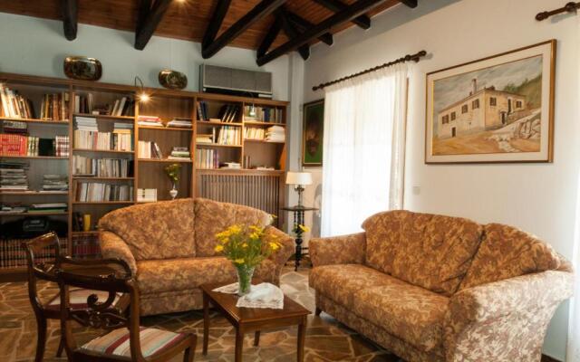 Pontinos Villa