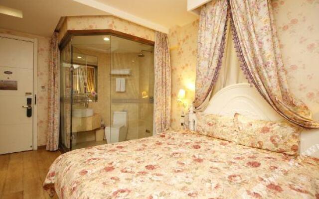 Jiatai Chain Business Hotel (Dandong Yalu River Duanqiao)