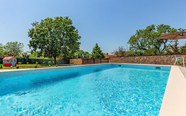 Beautiful Home in Medulin With Wifi and 3 Bedrooms
