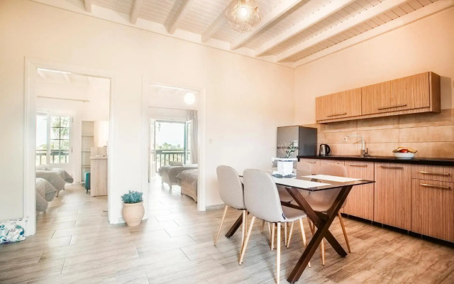 Potamos Apartments