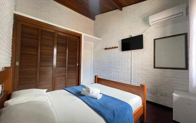 Mare Blu - Pousada Hostel
