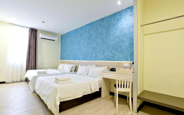 Pantai Inn