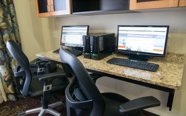 Holiday Inn Express - Albert Lea