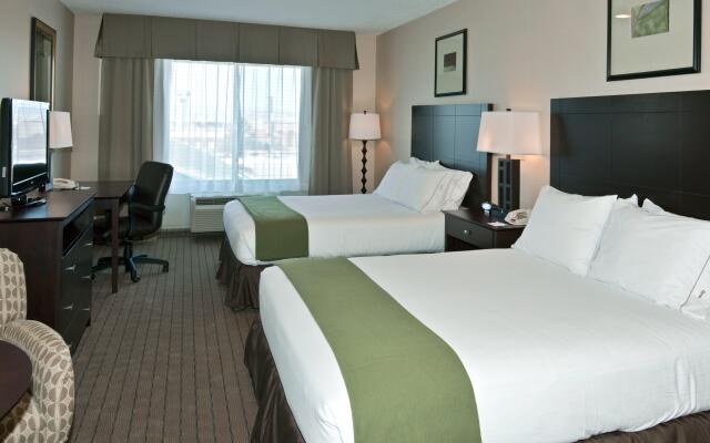 Holiday Inn Express Hotel & Suites Grants - Milan by IHG