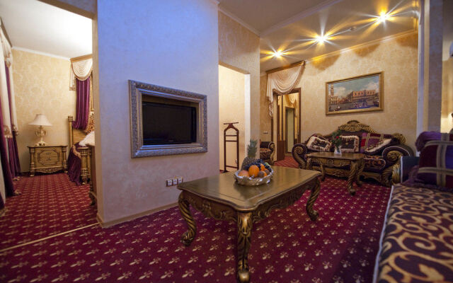 Deluxe Hotel «Купава»