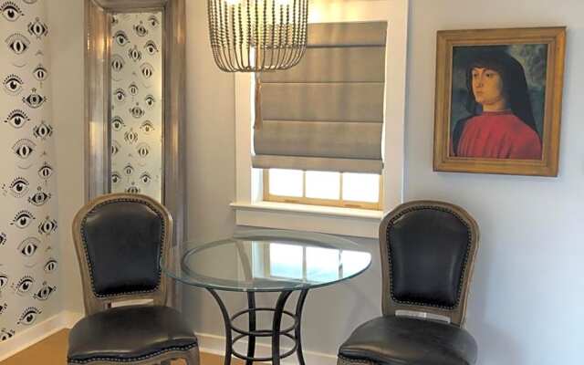 The Quarters at Pier450