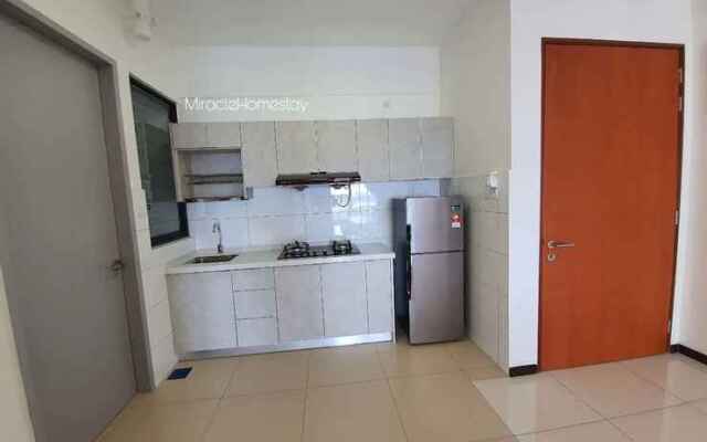 Miracle Butterworth 4 Pax Home With View