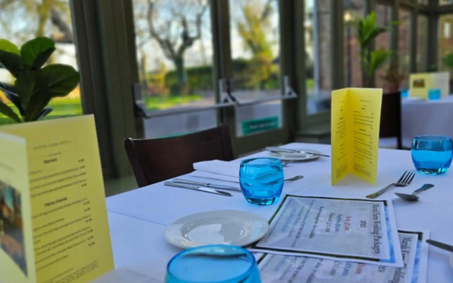 Marsh Farm Hotel