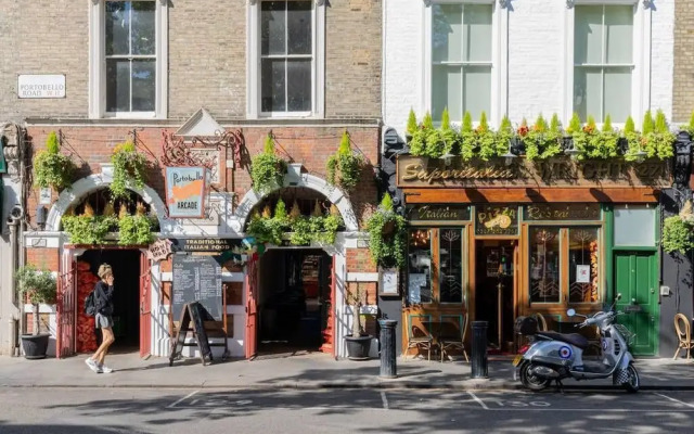 Westbourne Park Road Xvii by Onefinestay