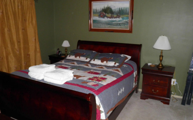 1028 Silverwood Circle