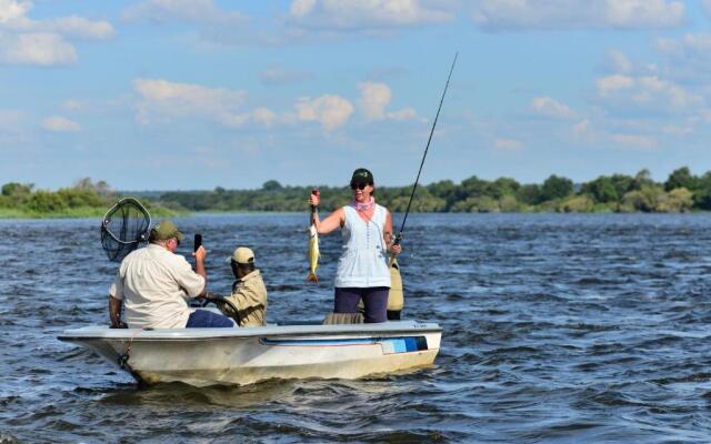 Ichingo Chobe River Lodge