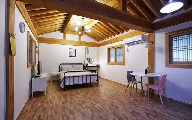 Gyeongju N Hanok Pension