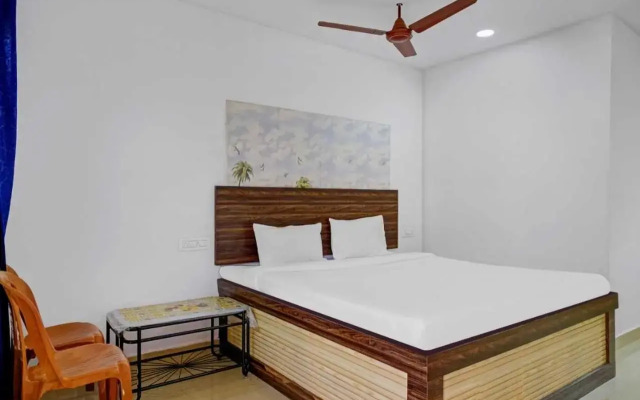 Oyo Flagship 804919 R Hotel