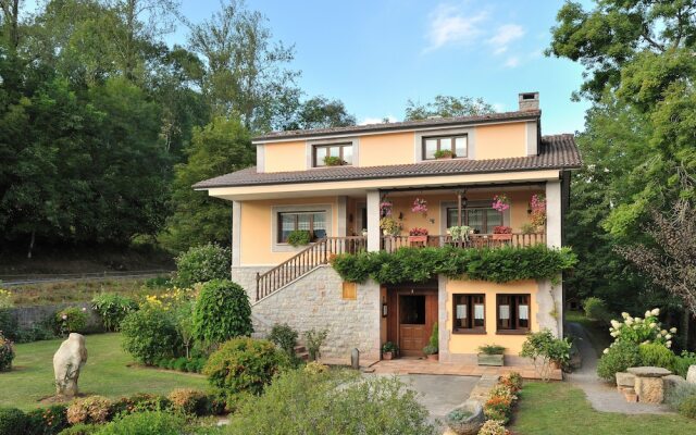 Casa Rural Santu Colás