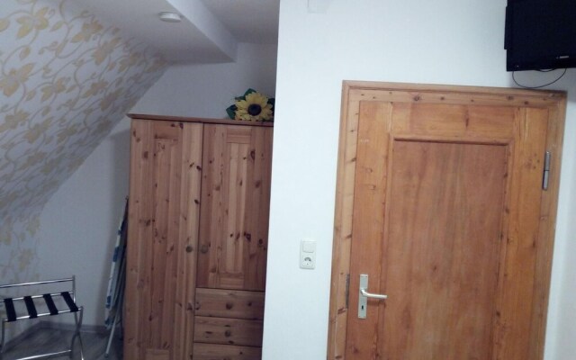 Haus am Hüttenteich, Ferienwohnung Reitzig - Klassisch im Obergeschoss