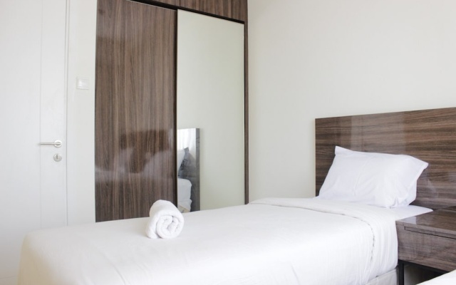 Modern & Relaxing 1BR Apartment at Parahyangan Residence near Parahyangan Catholic University – Guest Rooms – Bandung