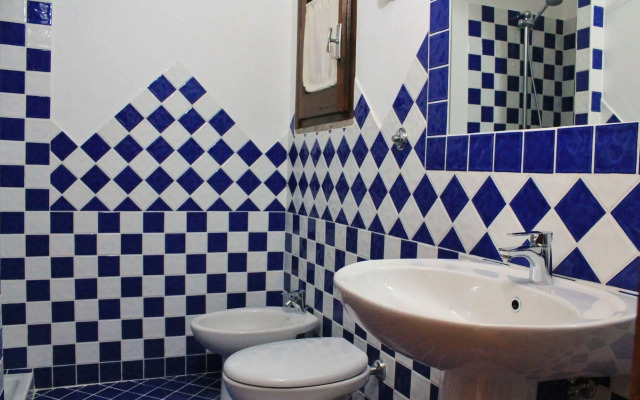 Residence Blue Corner